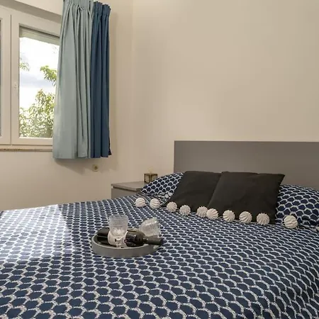 House Ograda By Istrialux Smoljanci