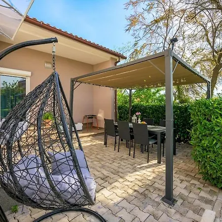 House Ograda By Istrialux 빌라 Smoljanci