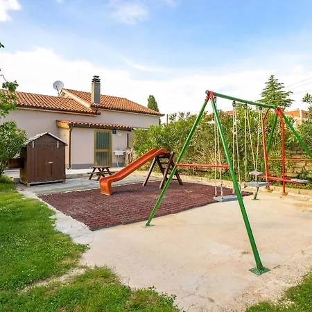 빌라 House Ograda By Istrialux